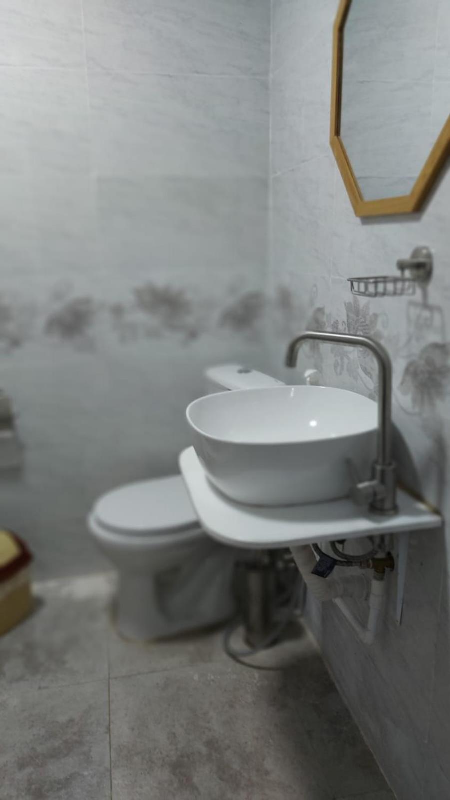 Boutique Hotel Poti Ngoại thất bức ảnh